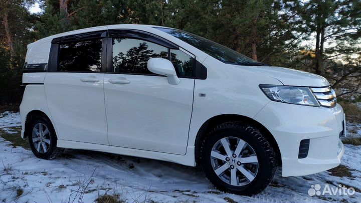 Honda Freed 1.5 AT, 2011, 127 000 км