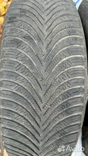 Michelin Alpin 5 215/65 R17 и 215/65 R17