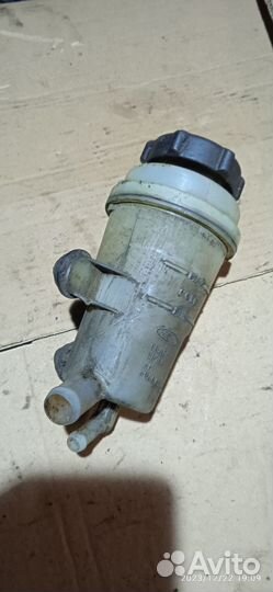 Бачок гидроусилителя Ford focus 1