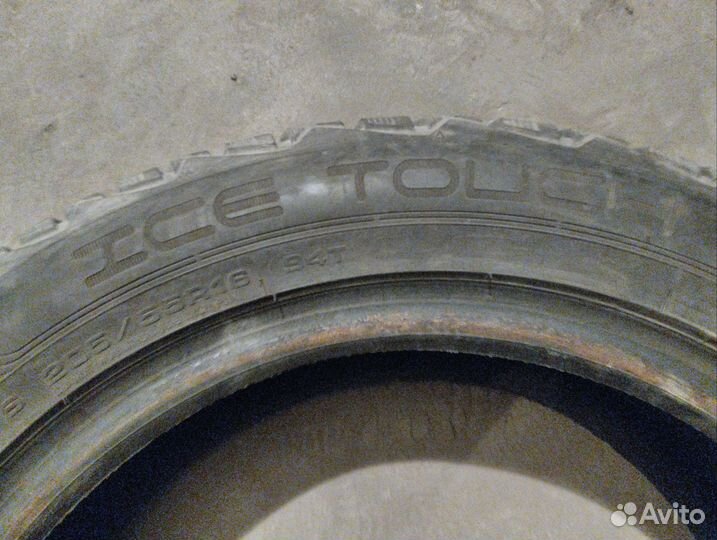 Dunlop Ice Touch 205/55 R16