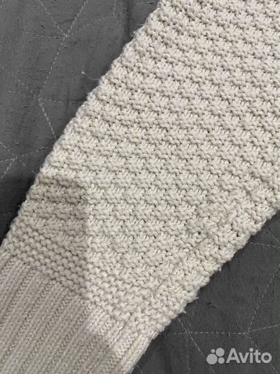 Свитер женский