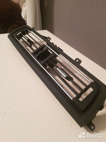 Центральный воздуховод хром F10 F18 BMW