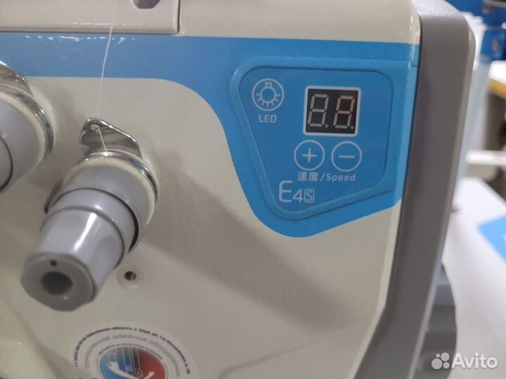 Оверлок четырехниточный Jack E4S 4-M03/333 Б/У