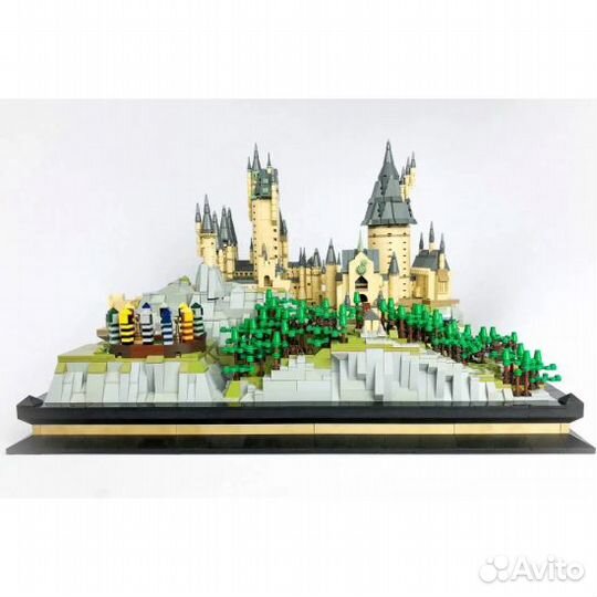 Конструктор Mould King 22004 «Школа чародейства и