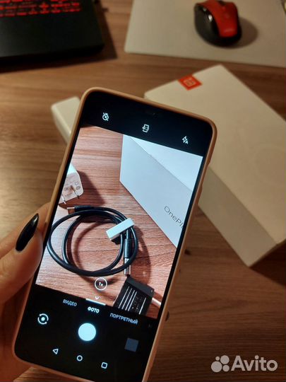 OnePlus 6, 8/128 ГБ