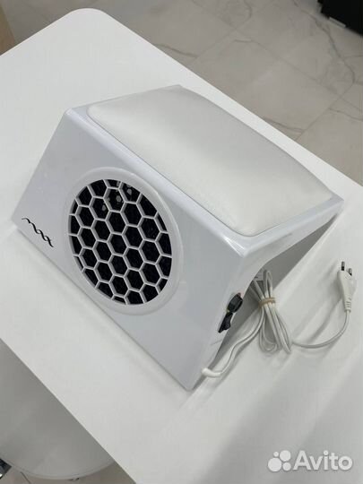 Пылесос для маникюра