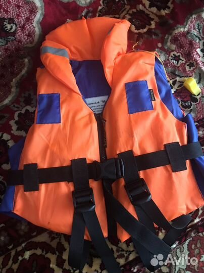 Спасательный жилет для детей