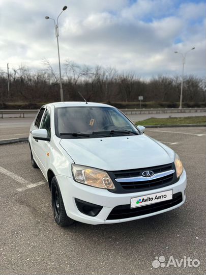 LADA Granta 1.6 МТ, 2015, 297 000 км