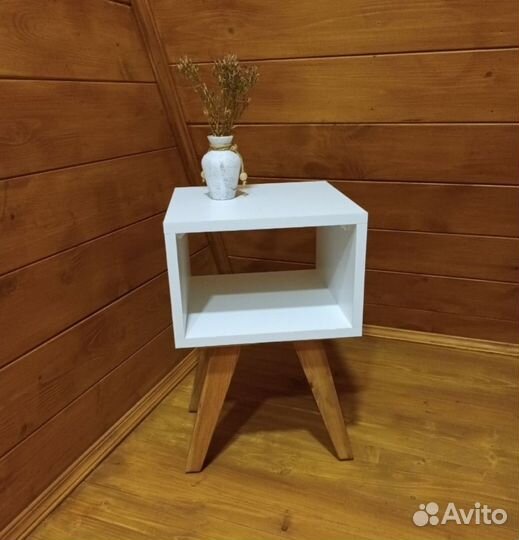 Тумба прикроватная