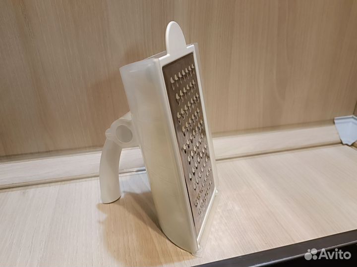 Вертикальная терка Tupperware