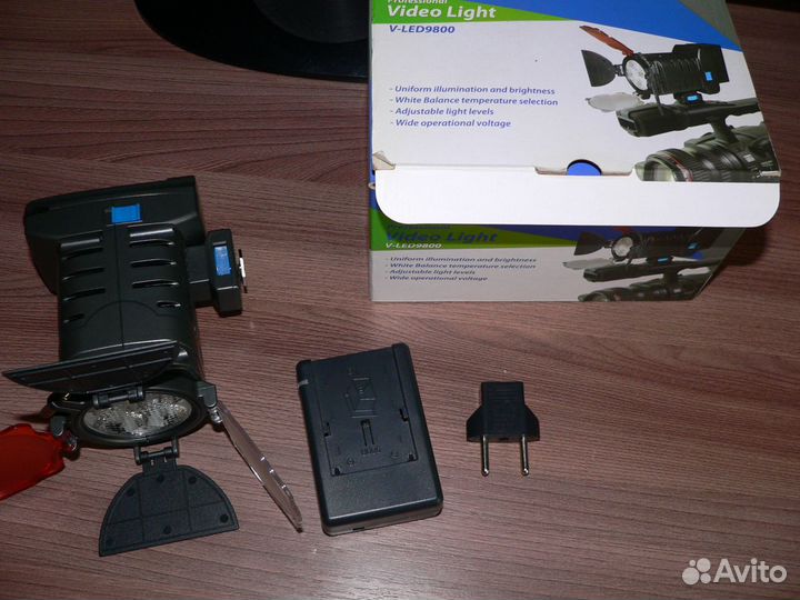 Свет для видеокамер