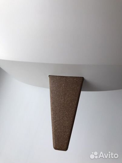 Кашпо для цветов напольное на ножках 21 литр