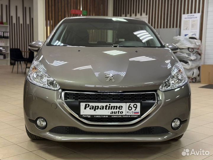 Peugeot 208 1.2 МТ, 2013, 230 000 км