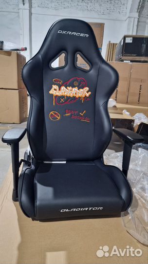 Компьютерное кресло dxracer gladiator