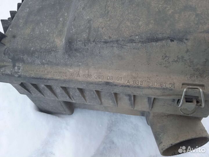 Корпус воздушного фильтра Mercedes W638 Vito Мерс