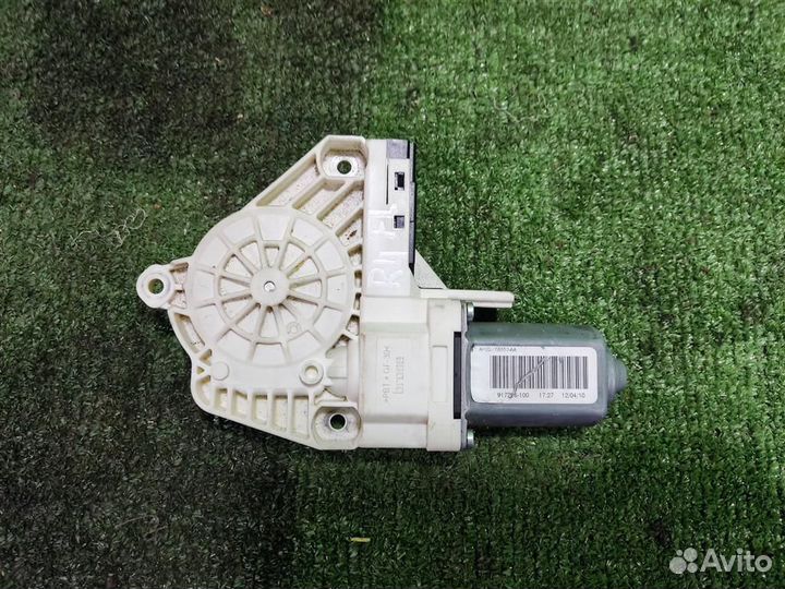 Мотор стеклоподъёмника передний левый Land Rover