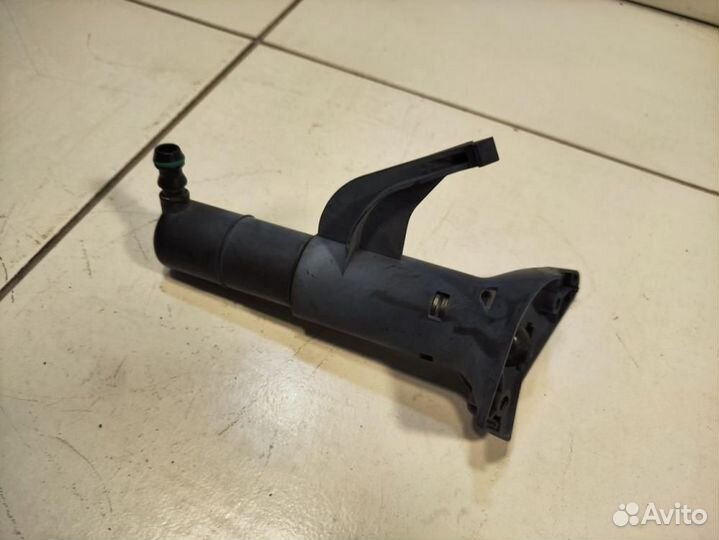 Форсунка омывателя фары Volkswagen Touareg 2 NF 7P