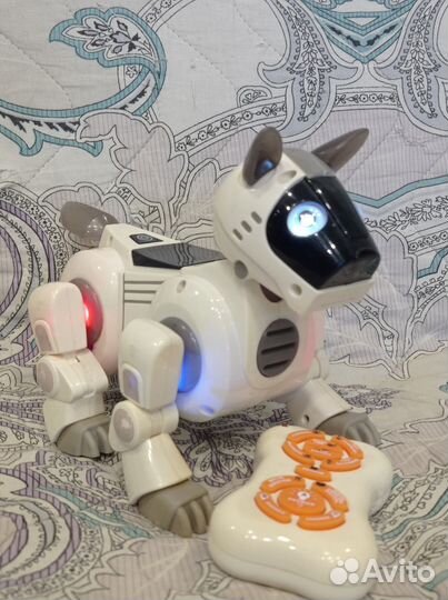 Робот-пес, умный друг,собака