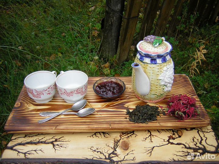 Деревянное блюда и подносы