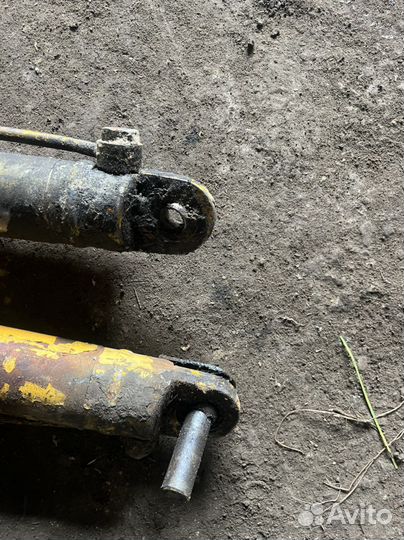 Гидроцилиндры стрелы мксм800