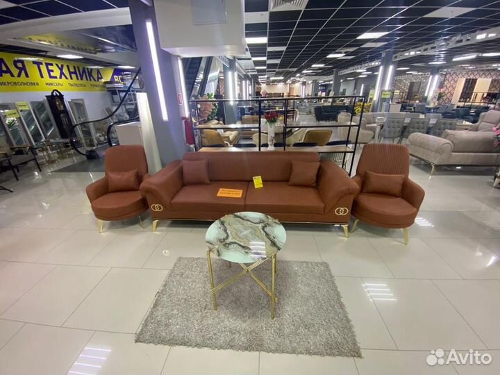 Диван с креслами