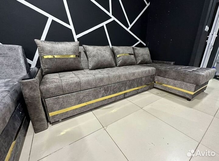 Диван угловой в наличии