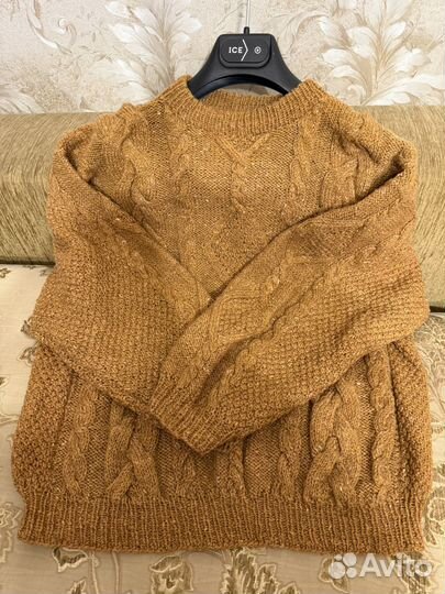 Свитер женский шерстяной 44-46