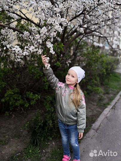 Куртка бомбер на девочку