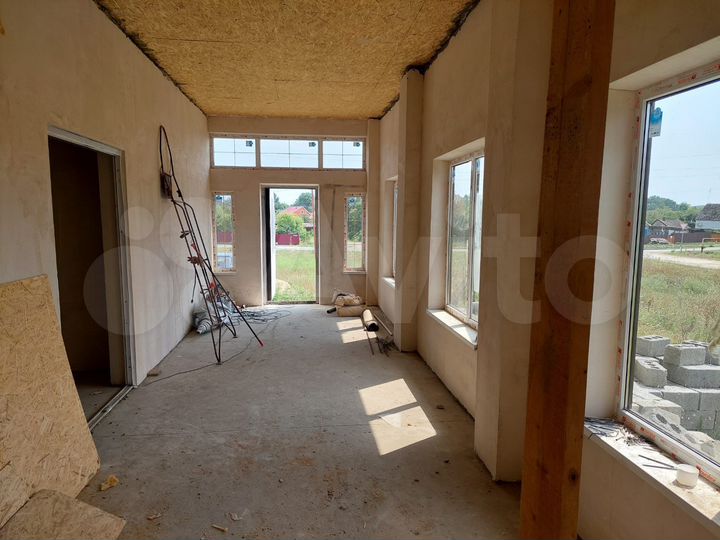 Дом 190 м² на участке 9 сот.