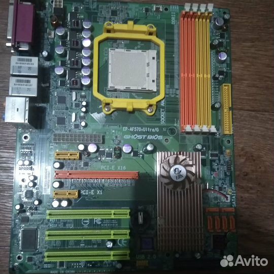 Материнская плата