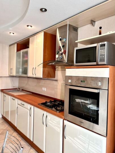 4-к. квартира, 122 м², 1/10 эт.