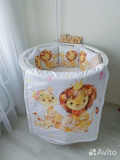 Бортики и постельное в кроватку