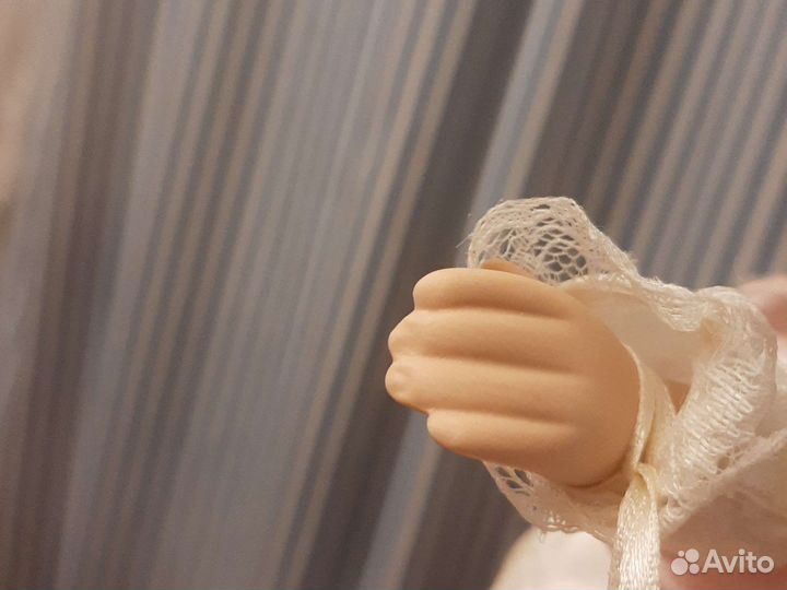 Кукла фарфоровая коллекционная