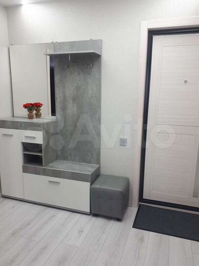 2-к. квартира, 52 м², 4/9 эт.