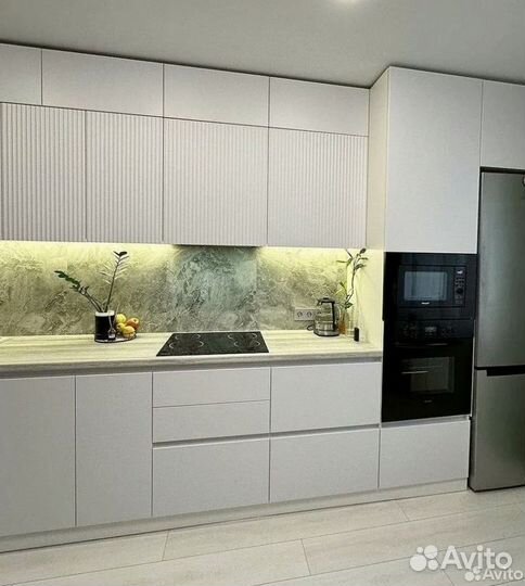 Кухонный гарнитур на заказ от фабрики