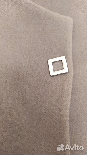 Пальто женское легкое 50 размер