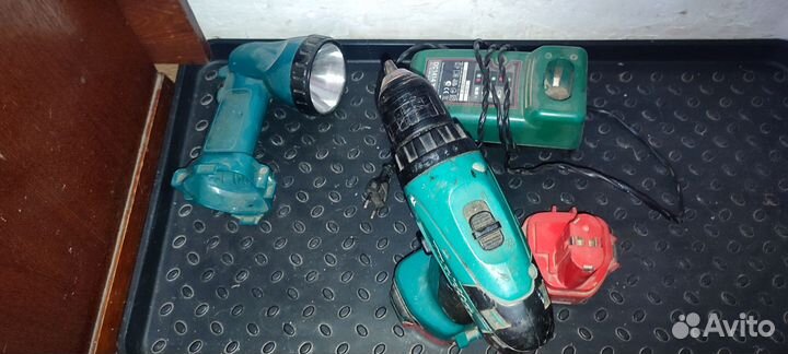 Макита фонарь, зарядник, редуктор, шу-верт, ориг