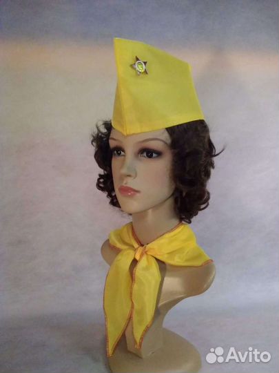 Пионерский галстук