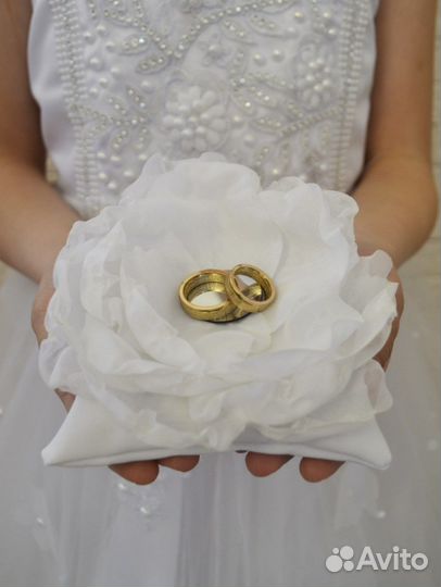 Подушечка для обручальных колец