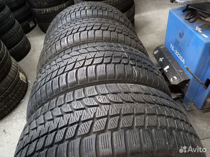 Bridgestone Blizzak LM-25 225/50 R17 94H