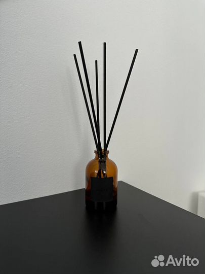 Аромадиффузор с палочками