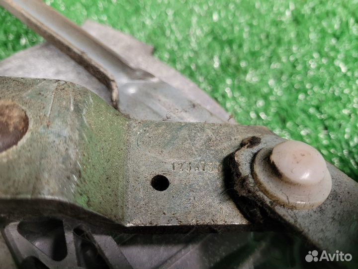 Трапеция дворников Nissan Tiida 1 C11