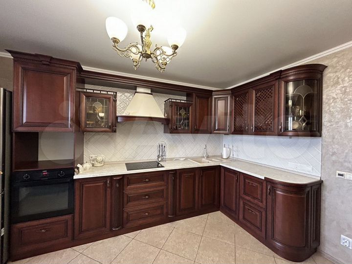 3-к. квартира, 95,2 м², 16/17 эт.