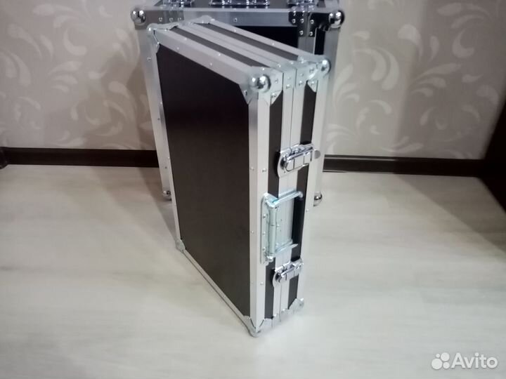 Кейс для DJ-контроллера