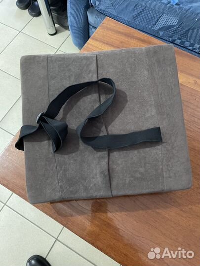 Подушка под спину в машину