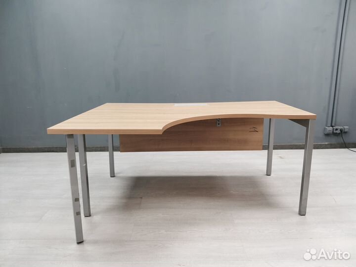 Офисная мебель