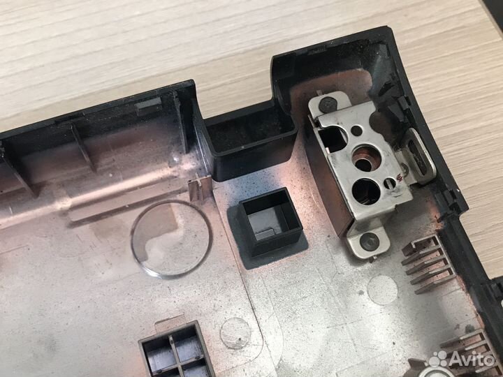 Поддон, нижний корпус для Samsung NP305E7A