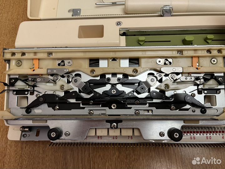 Вязальная машина brother kh-881