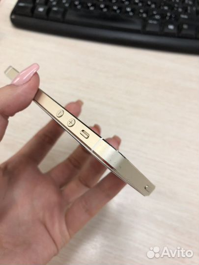 Айфон 5s 16 gb