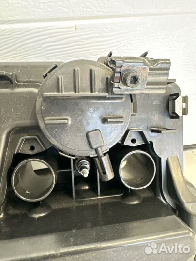 Клапанная крышка BMW N52 LCI пластиковая